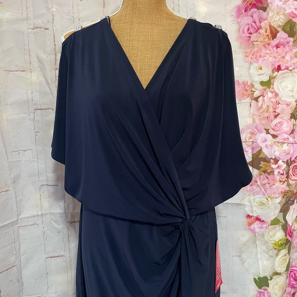 Alex Evenings Dresses Alex Evenings Vneck Short Sleeve Jersey Gown